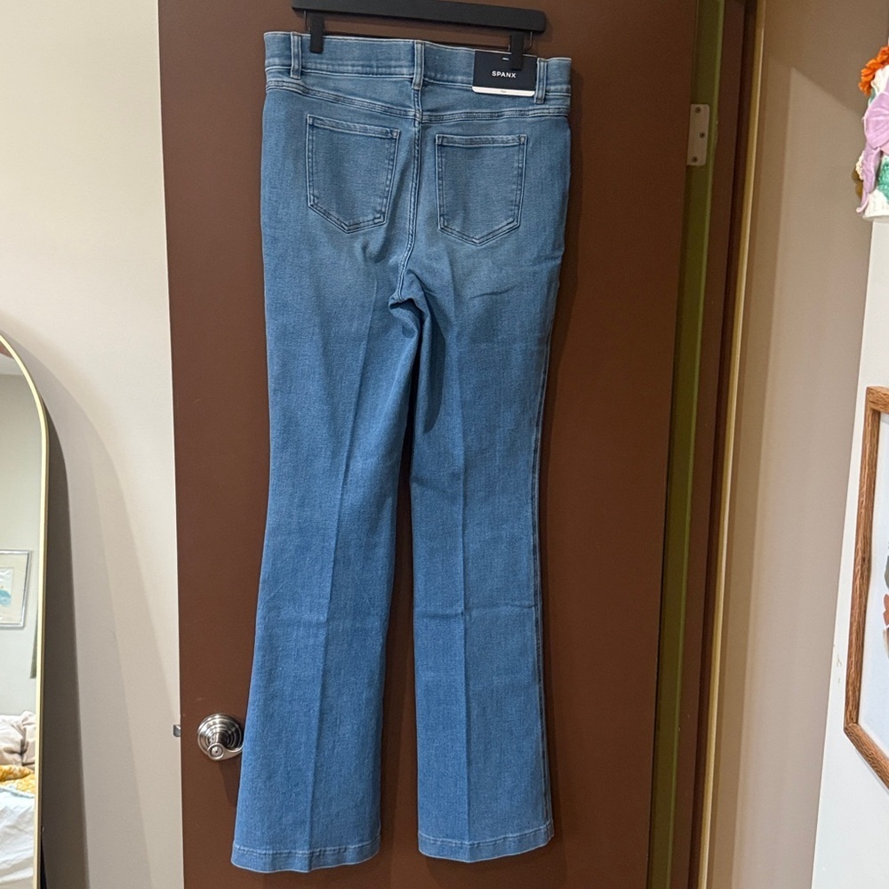 NWT SPANXshape Original EveryWear
Flare Jeans - TALL XL - Picture 11 of 16